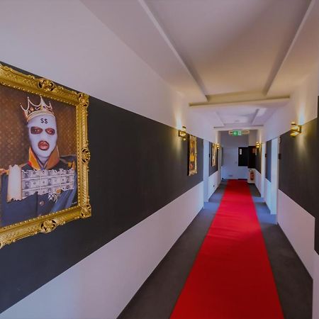 Full House Hostel Nurnberg - Shared Bath & Kitchen Εξωτερικό φωτογραφία