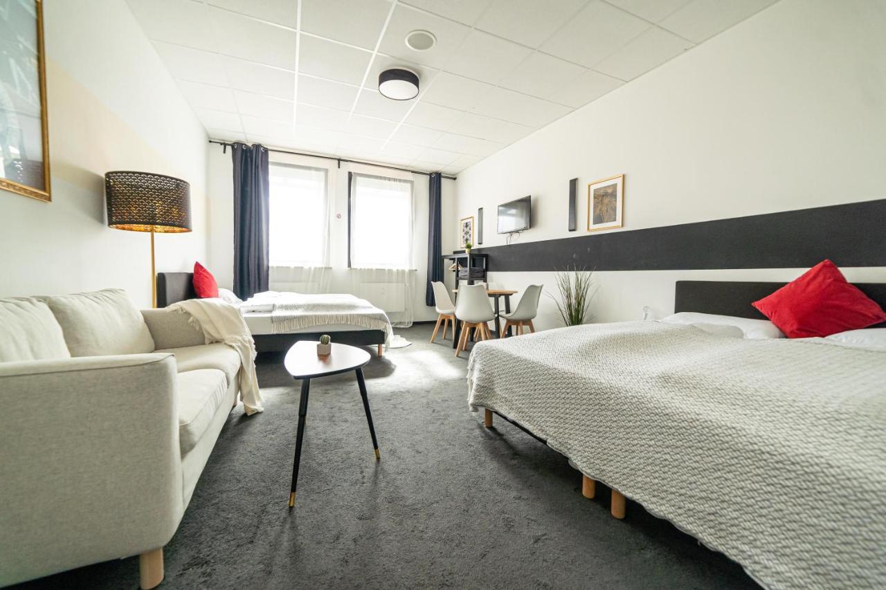 Full House Hostel Nurnberg - Shared Bath & Kitchen Εξωτερικό φωτογραφία