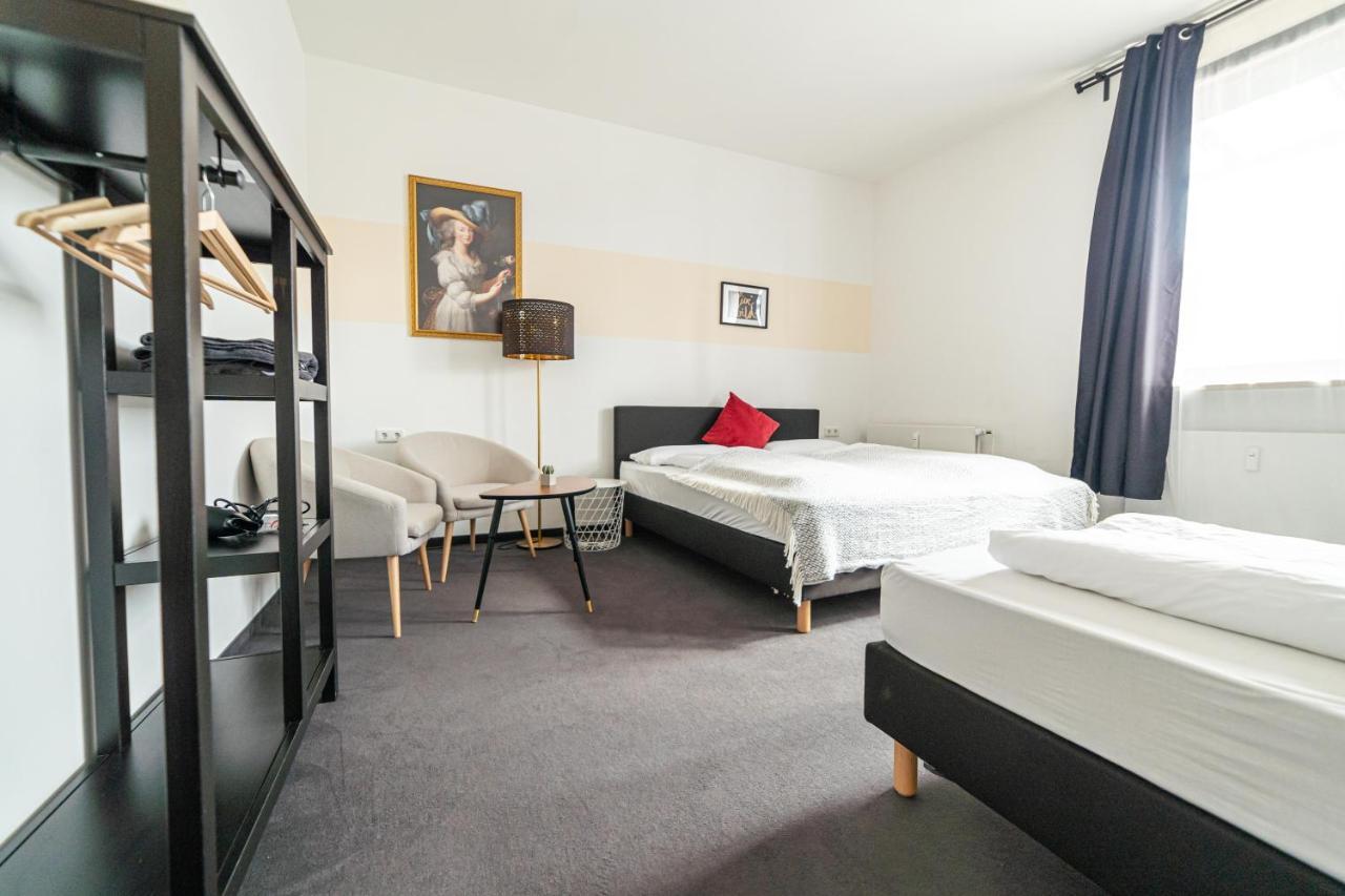 Full House Hostel Nurnberg - Shared Bath & Kitchen Εξωτερικό φωτογραφία