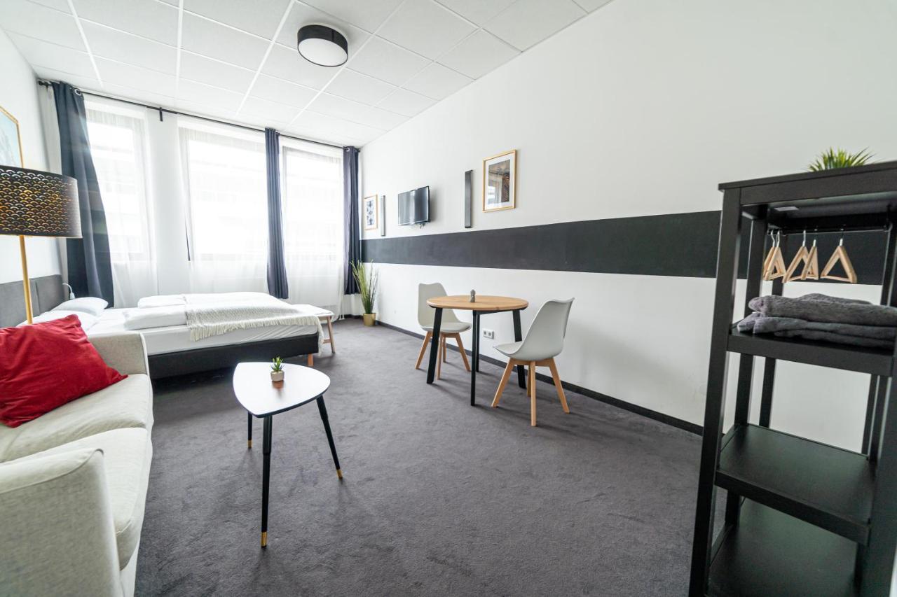 Full House Hostel Nurnberg - Shared Bath & Kitchen Εξωτερικό φωτογραφία