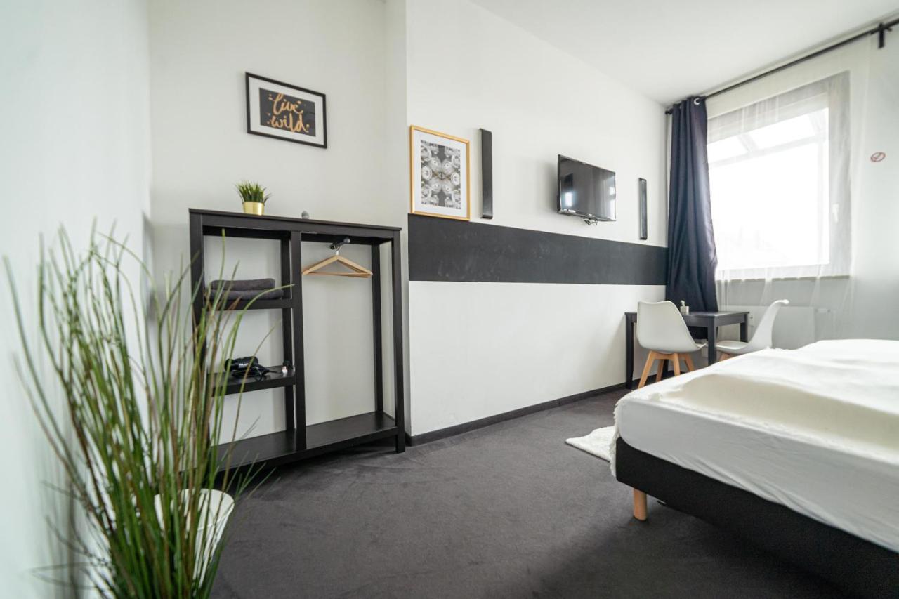 Full House Hostel Nurnberg - Shared Bath & Kitchen Εξωτερικό φωτογραφία